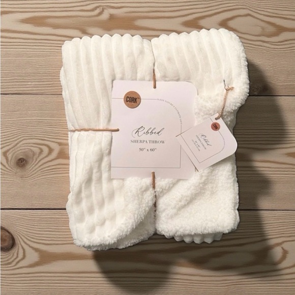 CORK Ribbed Sherpa Throw Blanket White-Cream Cozy Plush 50x60 New NWT - Picture 2 of 8